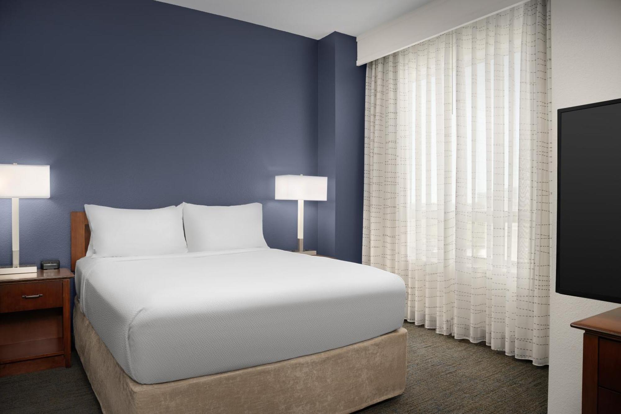 Residence Inn Houston West Energy Corridor Экстерьер фото
