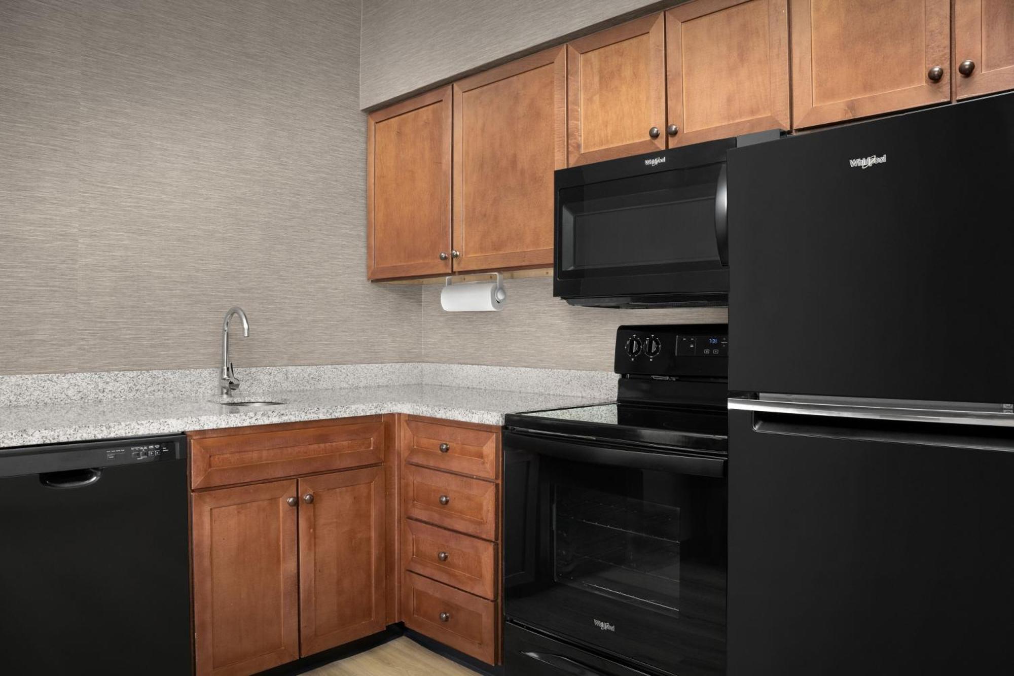 Residence Inn Houston West Energy Corridor Экстерьер фото