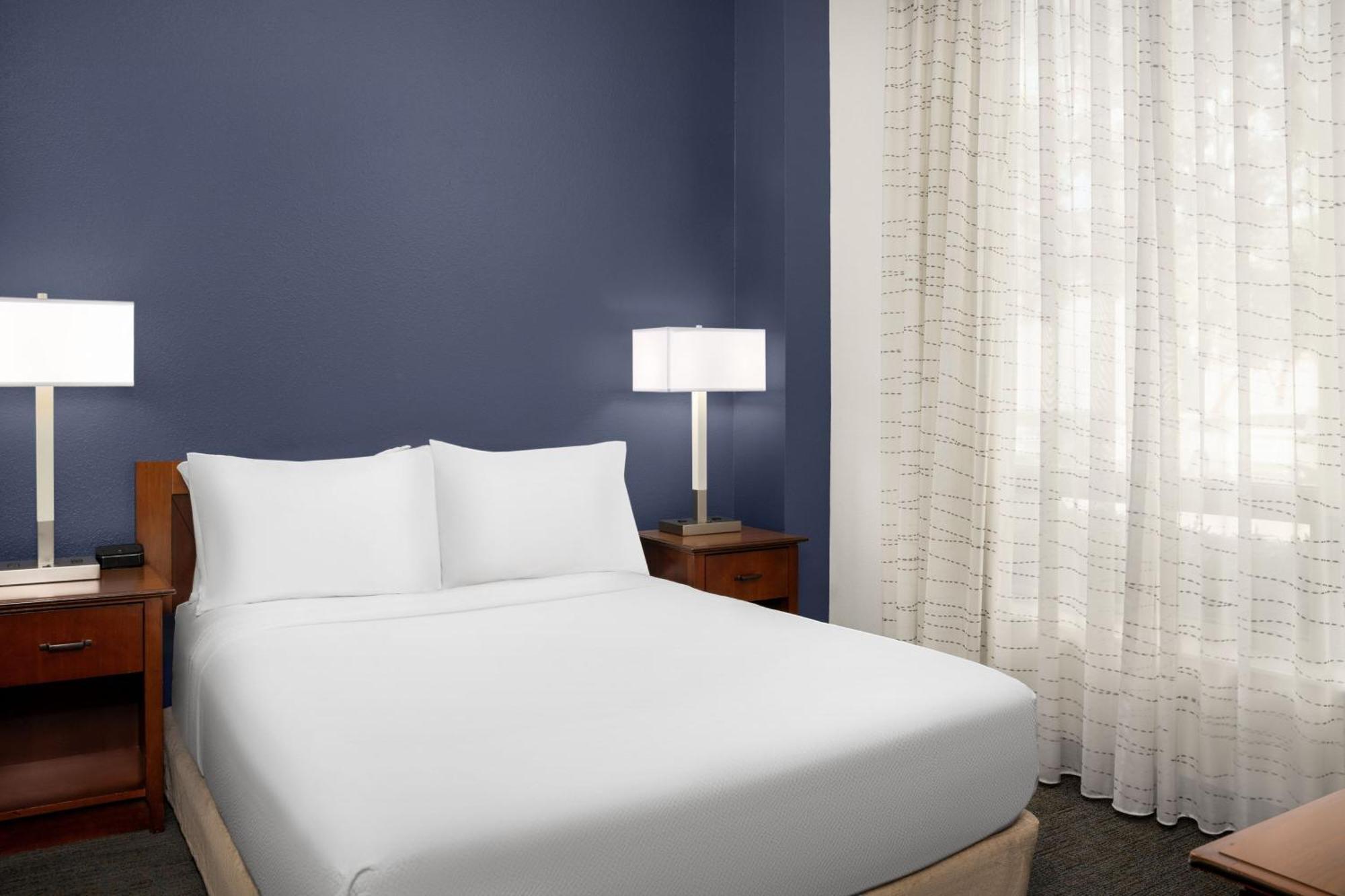 Residence Inn Houston West Energy Corridor Экстерьер фото