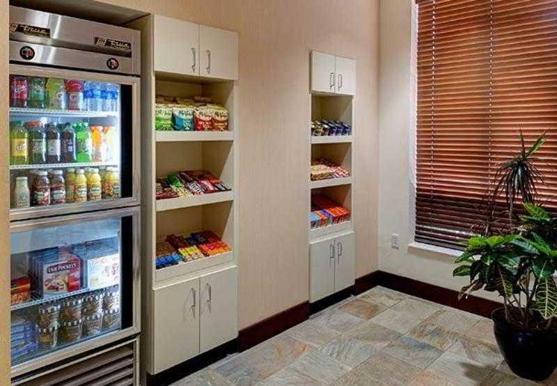 Residence Inn Houston West Energy Corridor Удобства фото